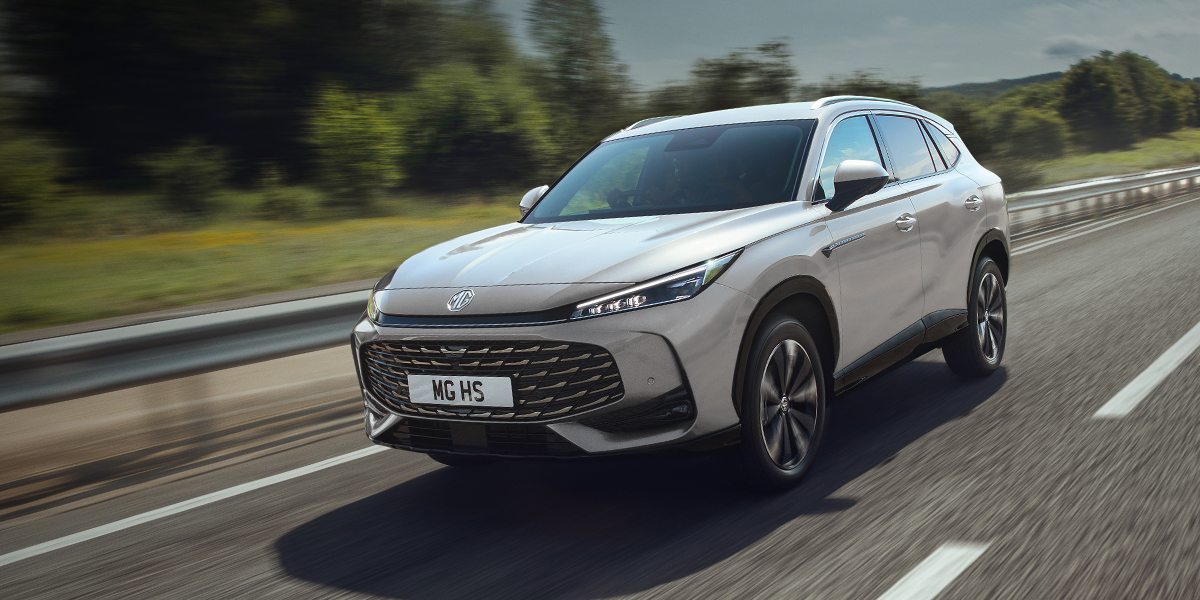 قیمت MG HS Hybrid در دبی چقدره؟
