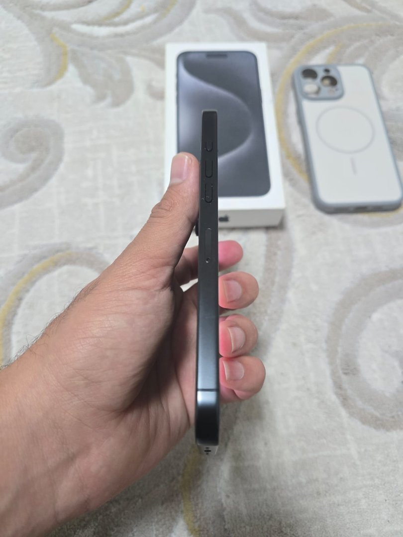 iPhone 16 Pro Max — 5