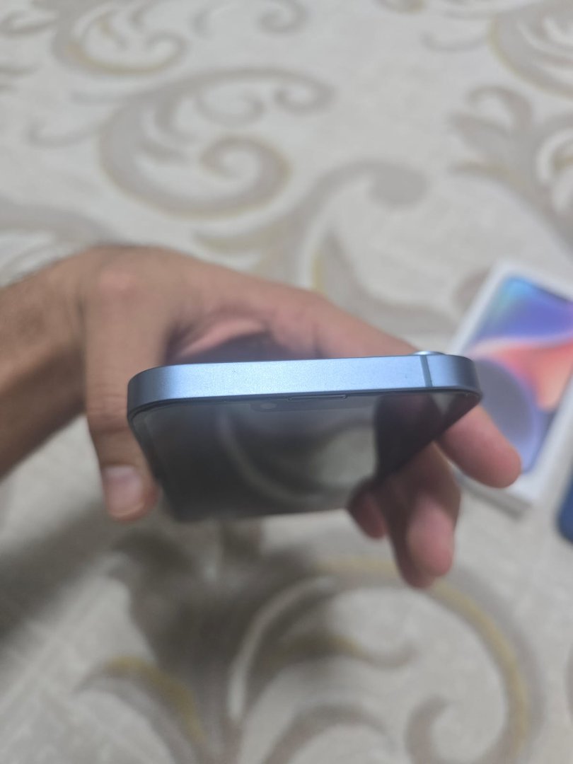 I phone 14pro — 8