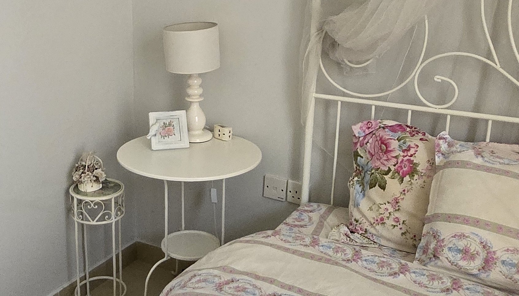 تختخواب IKEA کویین