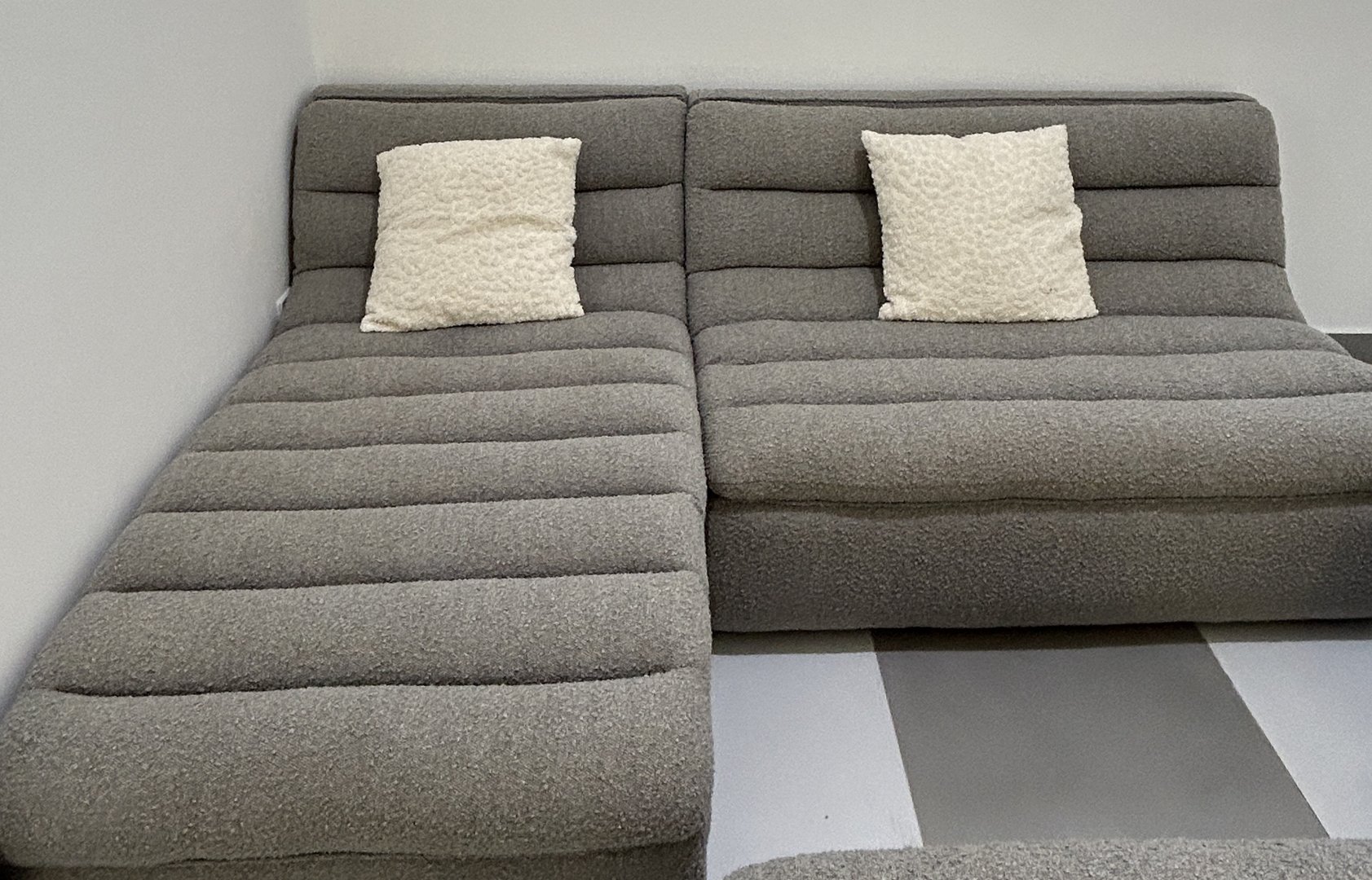 L Sofa — 3