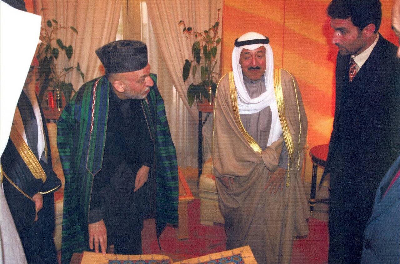 آموزش و فروش آثارِ خوشنویسی, نقاشیخط و انواع خطوط مدرن — 2