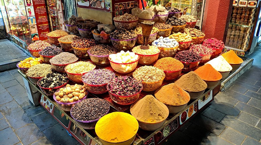بازار طلا و ادویه دبی (Gold Souk & Spice Souk)