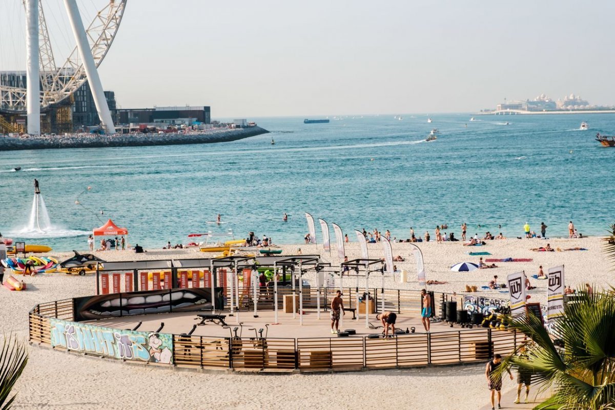 ساحل جیبیآر (JBR Beach & The Walk)