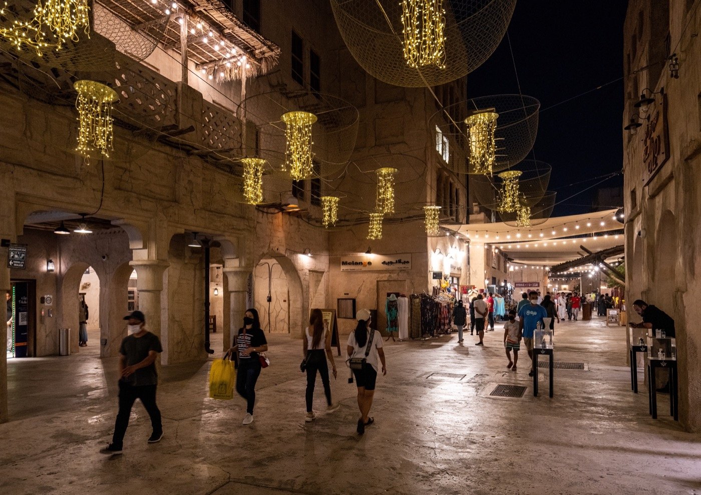 بازار شبانه السیف (Al Seef Night Walk) — 2