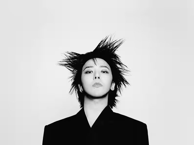 کنسرت بزرگ Krazy با اجرای G-Dragon