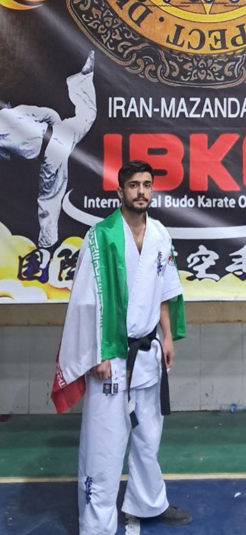 مربی دفاع شخصی و کاراته آزاد — 2