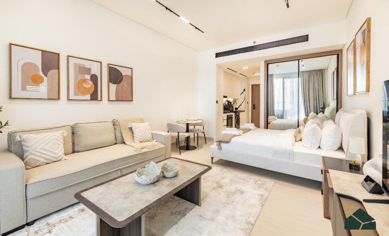 Fully Furnished Studio Unit in Business Bay — 5