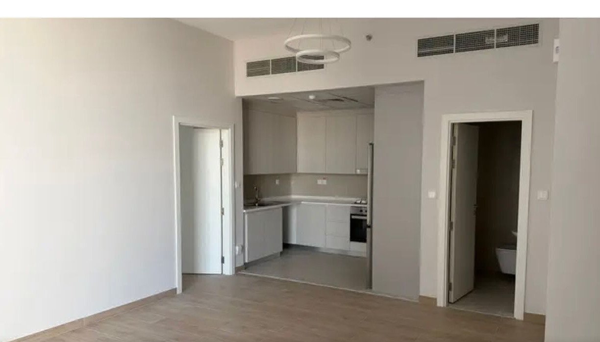 One Bedroom Apartment in Business Bay — 3
