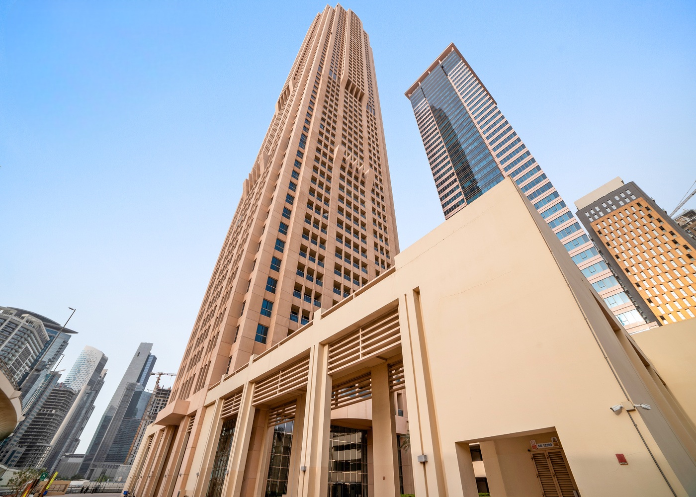 Office for Rent in Churchill Towers Business Bay