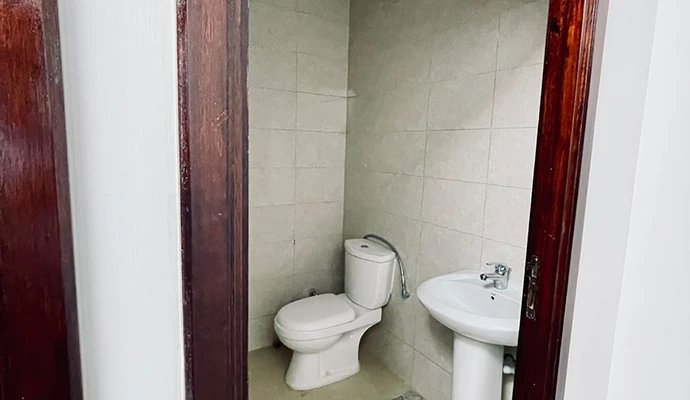 Fully Furnished and Renovated Office with View of the Square — 5