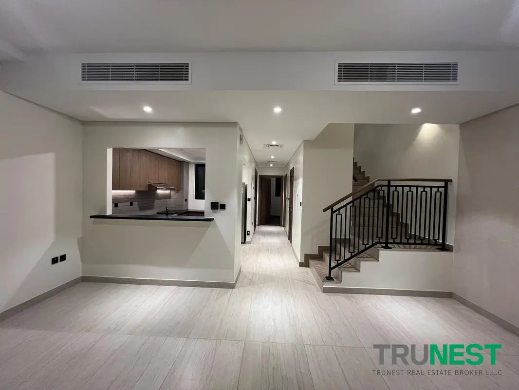 4-Bedroom Townhouse in DAMAC Lagoons | Single Row | Ready to Move In | Near Entrance — 2
