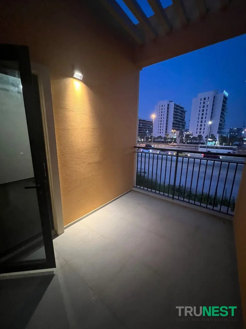 4-Bedroom Townhouse in DAMAC Lagoons | Single Row | Ready to Move In | Near Entrance — 7