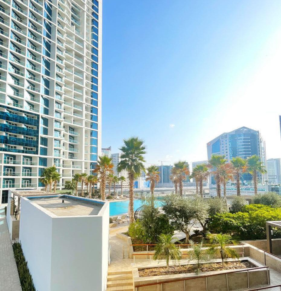 فروش یک خوابه بزرگ در بیزینس بی