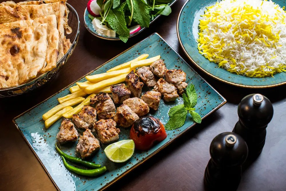 Grand Abshar Restaurant - 4