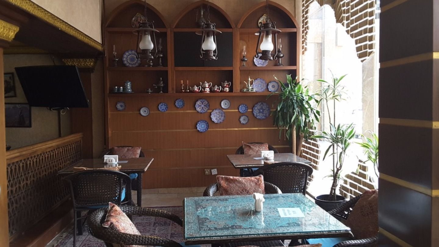 Golestan Restaurant - 4