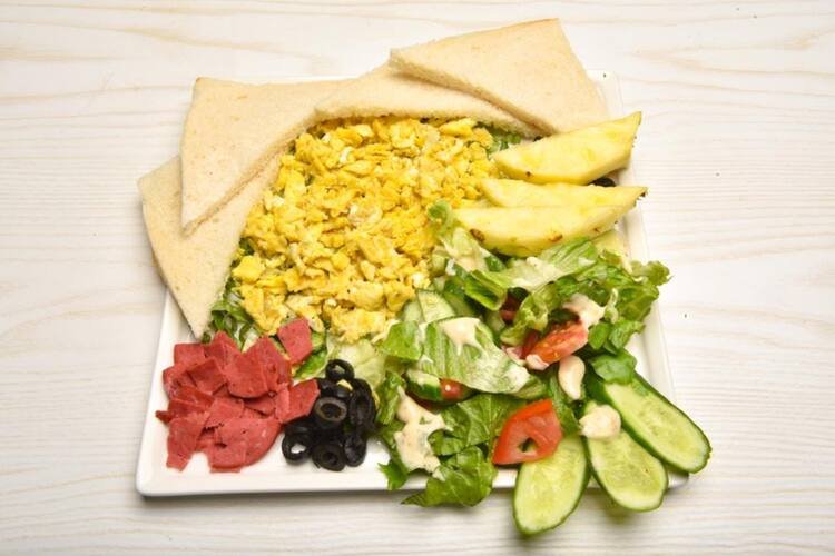 Magma Cafe & Restaurant - 4