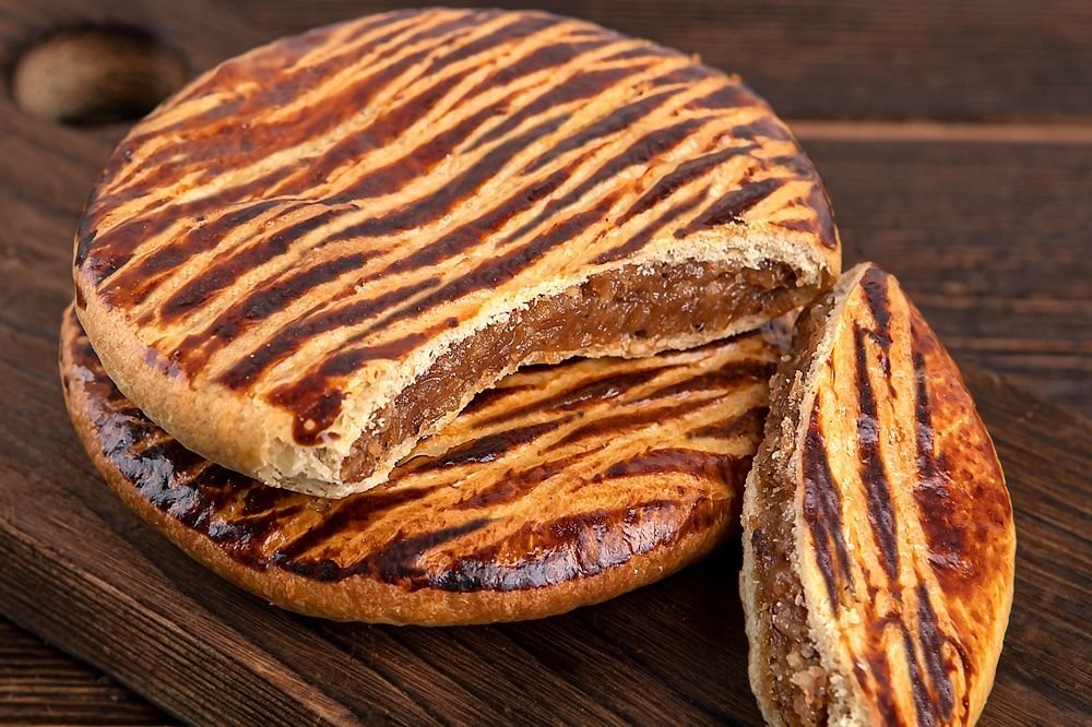 Naderi Bakery & Confectionery