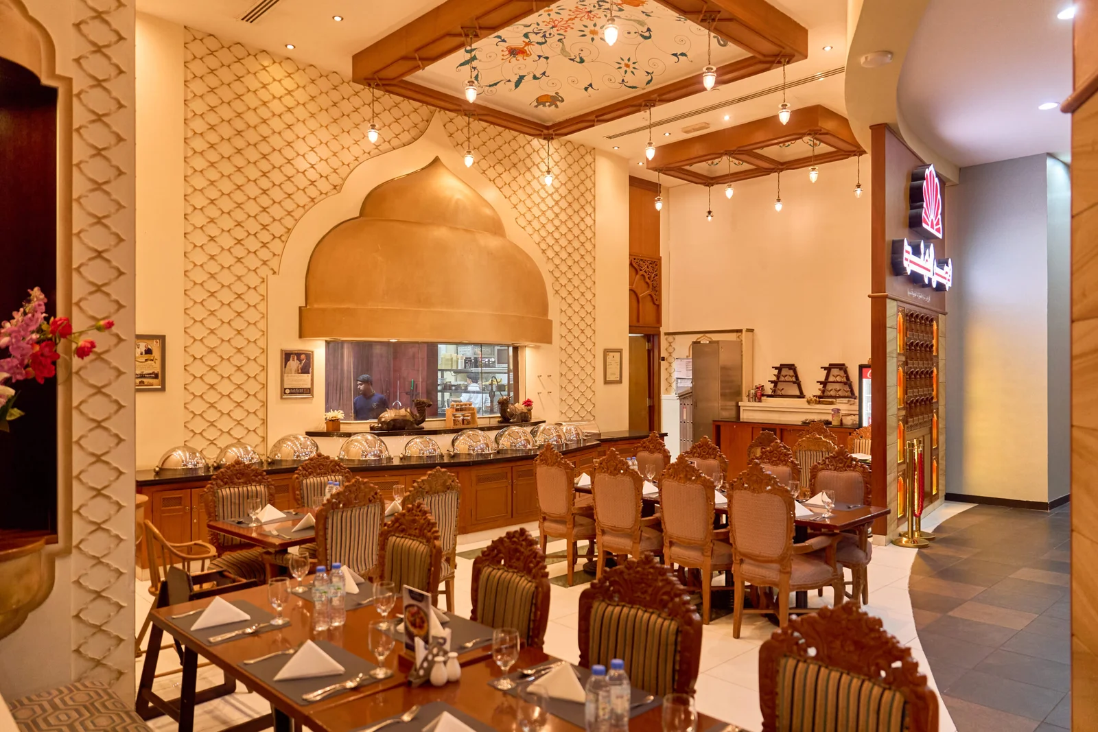 رستوران India Palace Restaurant - 2