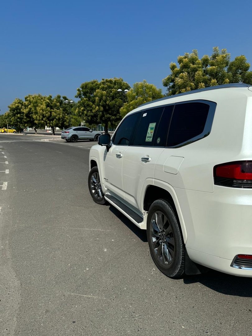 Toyota land cruiser — 6