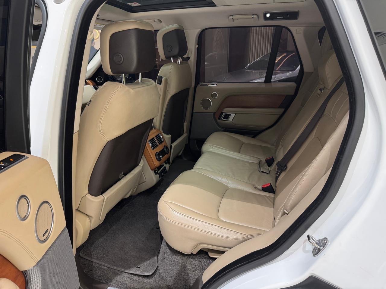 Rang Rover Voge — 6