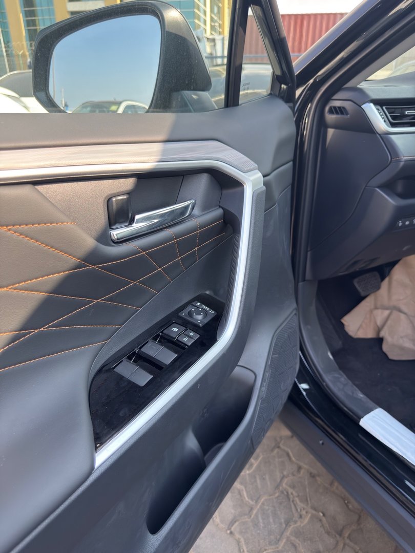 RAV4 2.5L HEV 4WD ELITE PLUS / EXPORT / +10% برای ثبت محلی