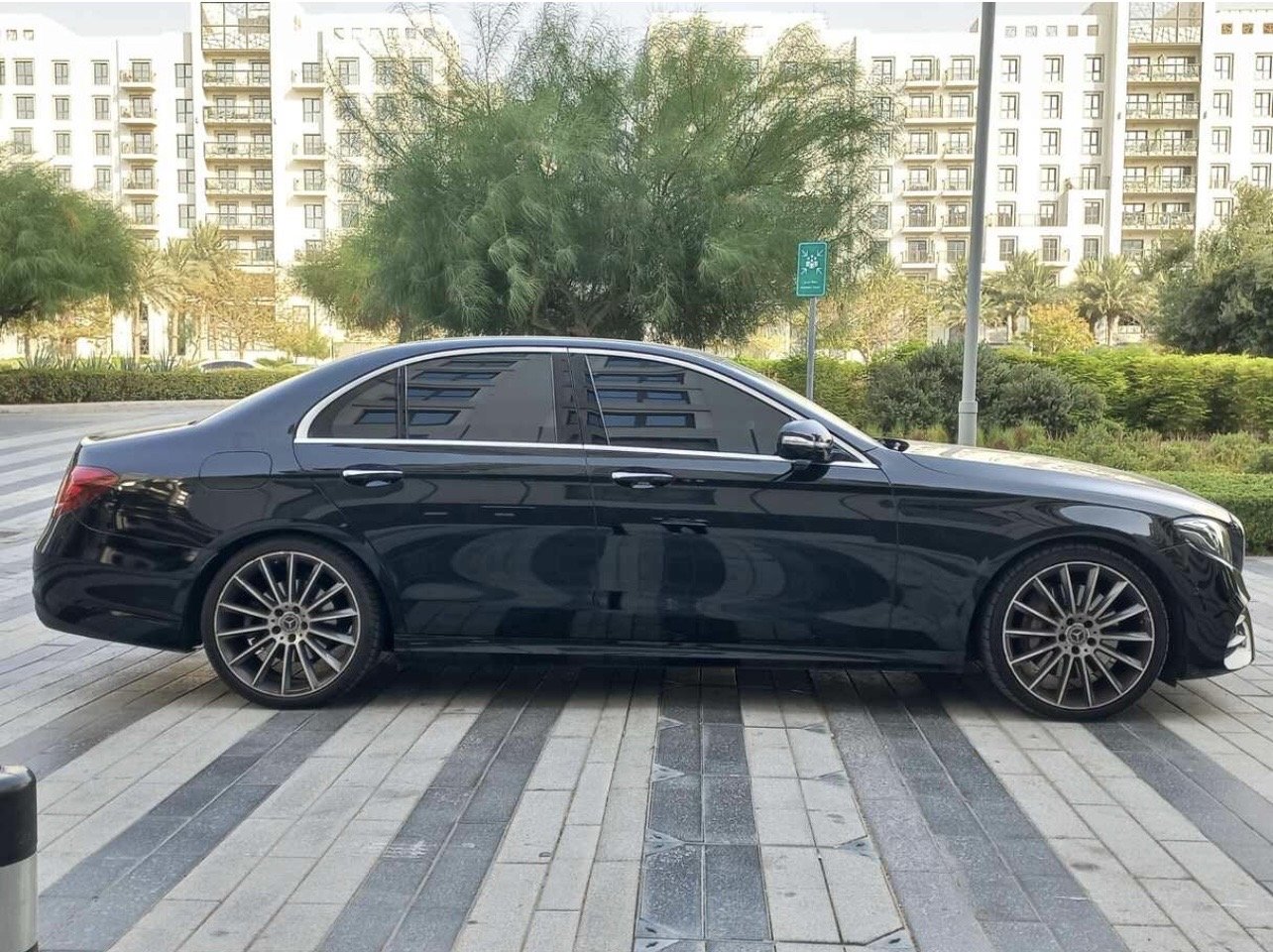 Mercedes-Benz E350