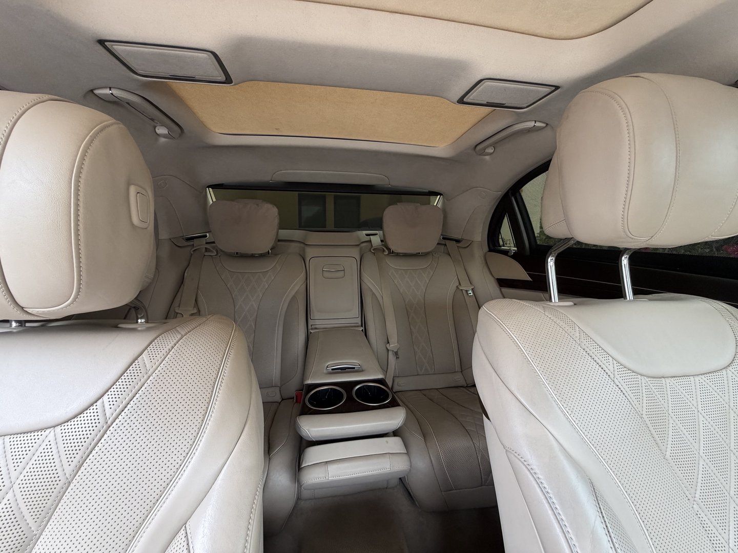 مرسدس بنز s560 بدون رنگ
