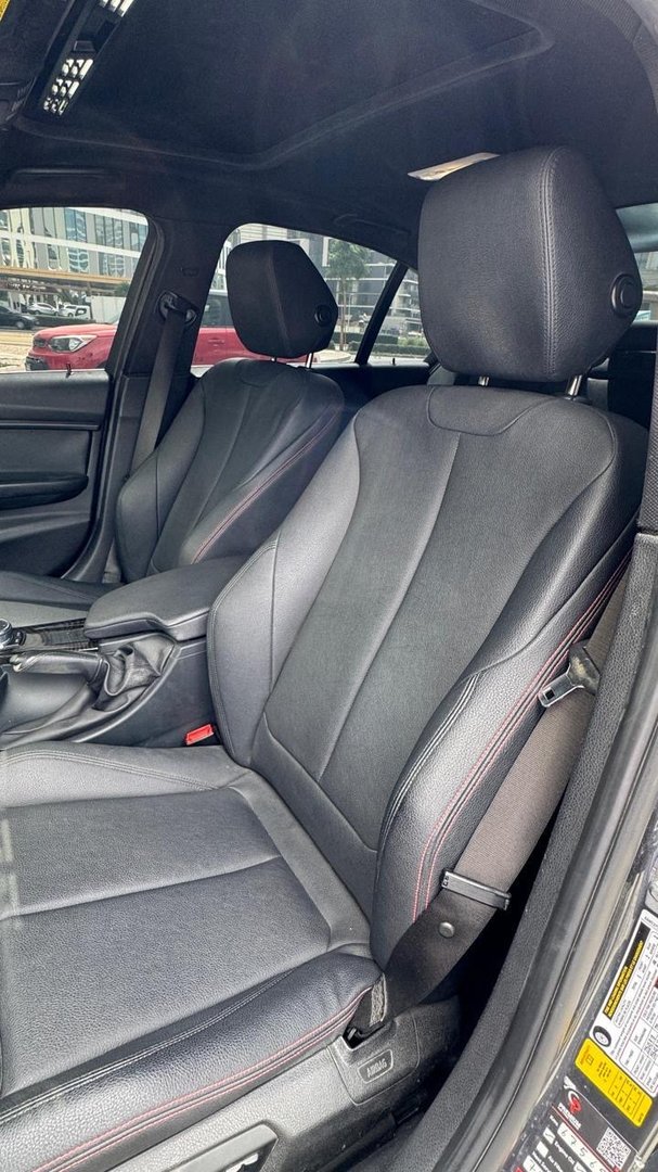 BMW 330i کمترین کیلومتر — 8