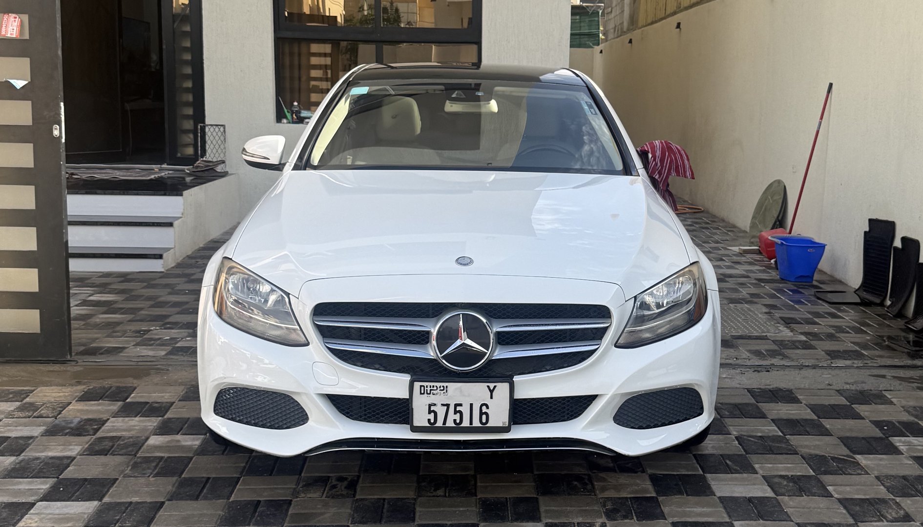 C300 2017 USA — 2