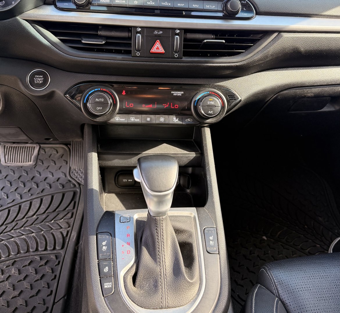 Kia K3 2021 فول آپشن | استارت دکمه‌ای | کروز کنترل هوشمند | هشدار نقطه کور | بین خطوط — 5