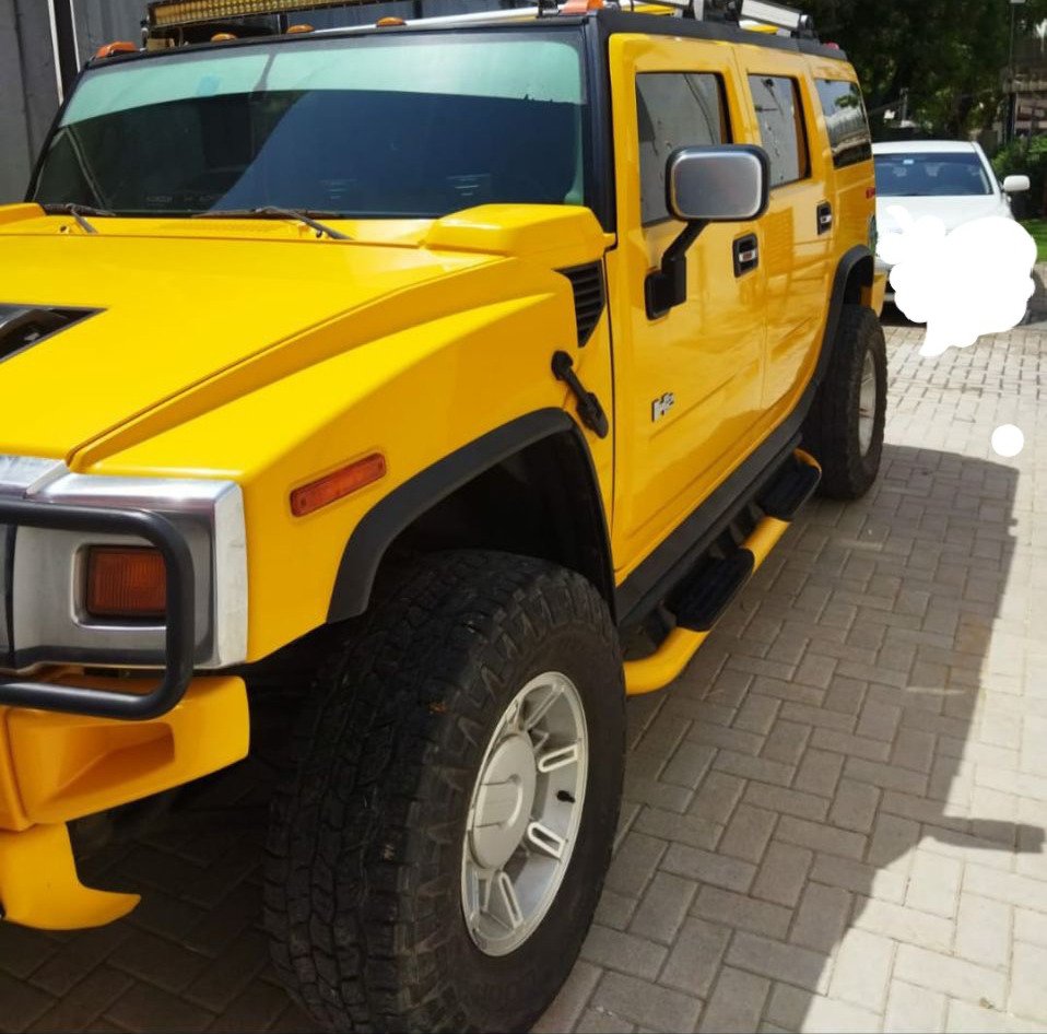 HUMMER H2