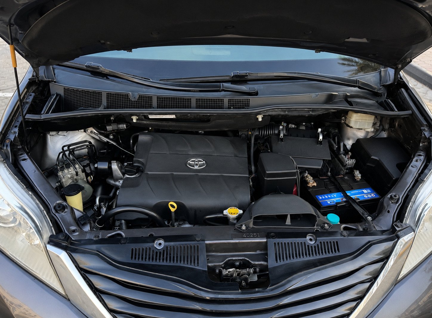 Toyota Sienna 2014 — 2