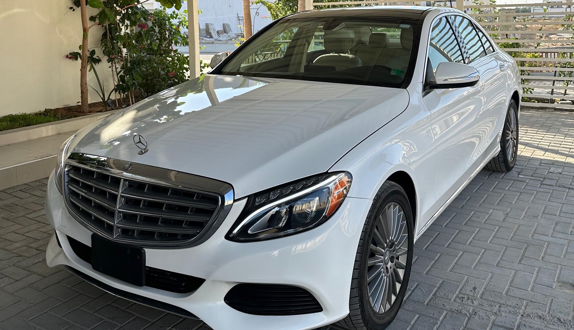 MERCEDES BENZ C300