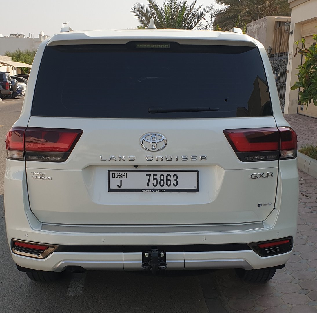 LAND CRUISER GXR HYBRID FULL OPTION 2026