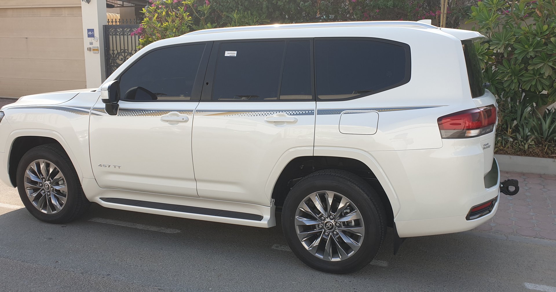 LAND CRUISER GXR HYBRID FULL OPTION 2026