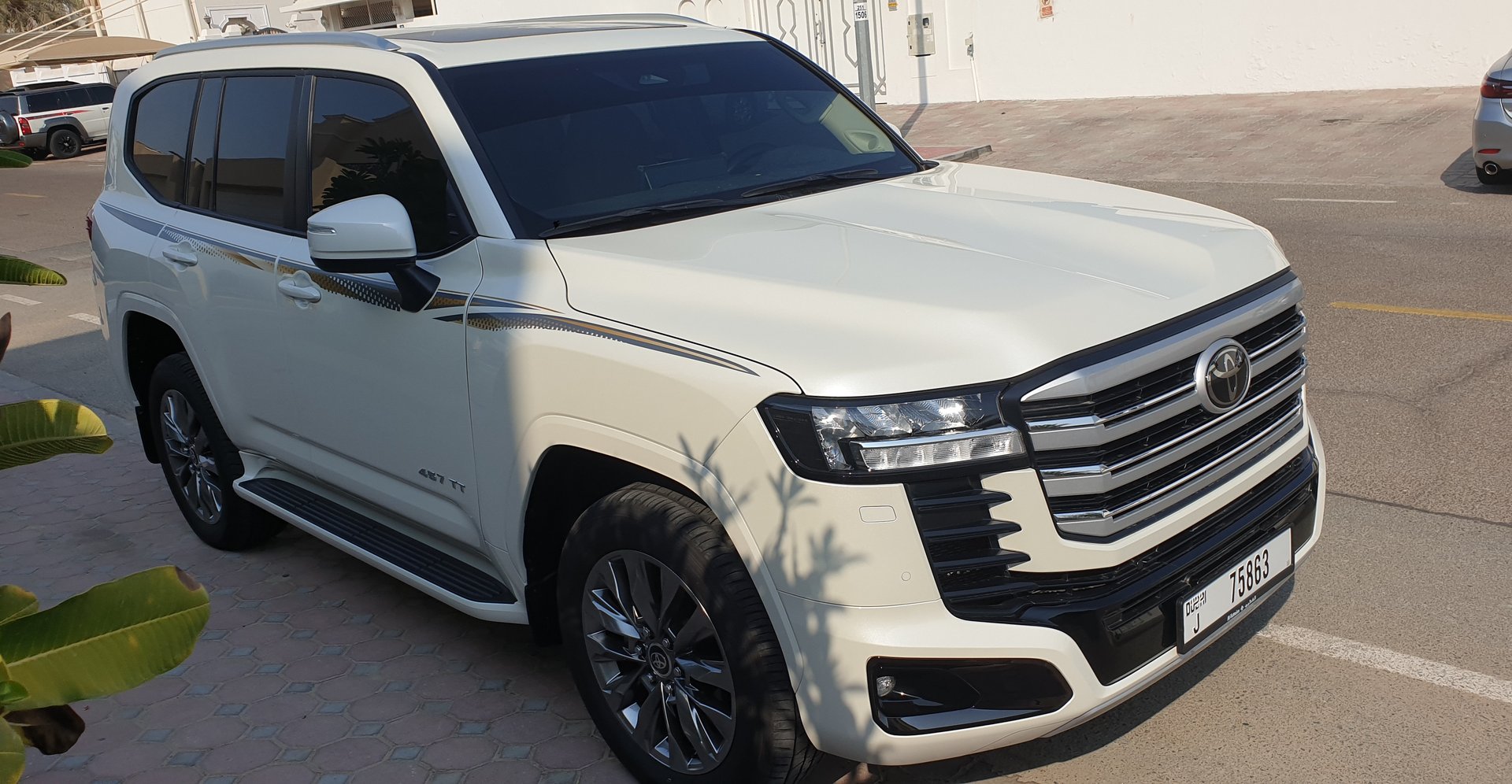 LAND CRUISER GXR HYBRID FULL OPTION 2026