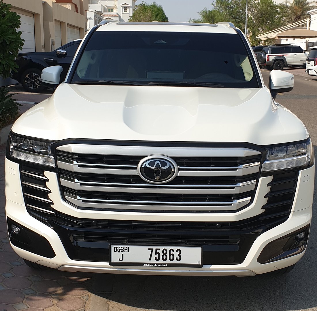 LAND CRUISER GXR HYBRID FULL OPTION 2026