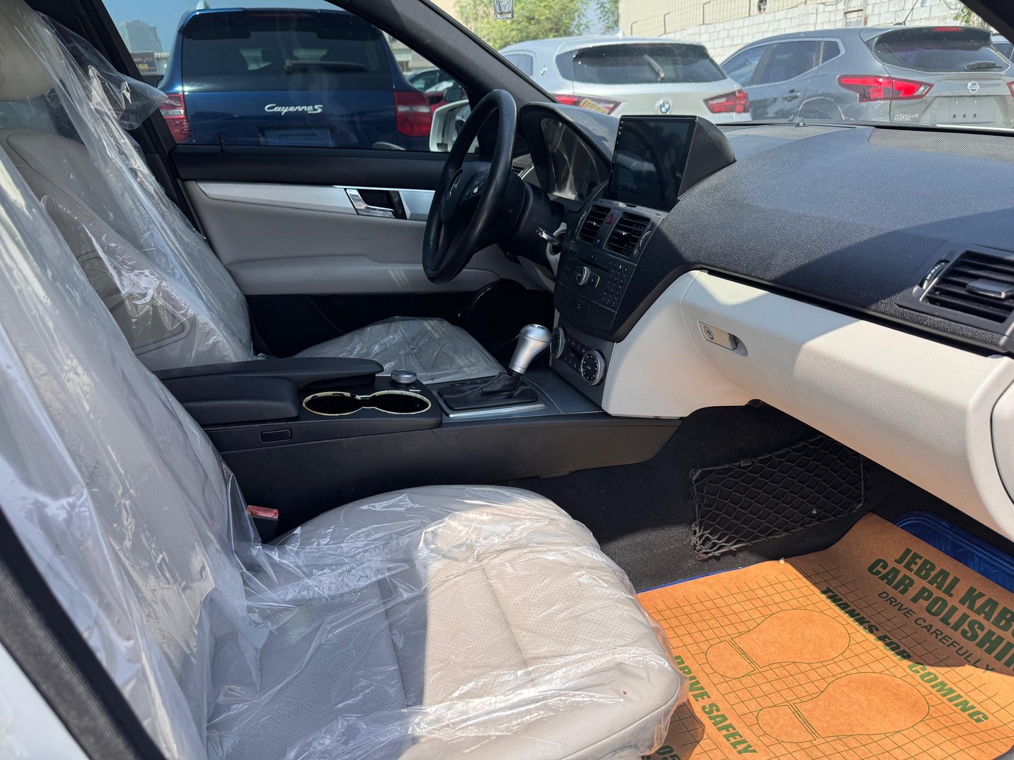 c300