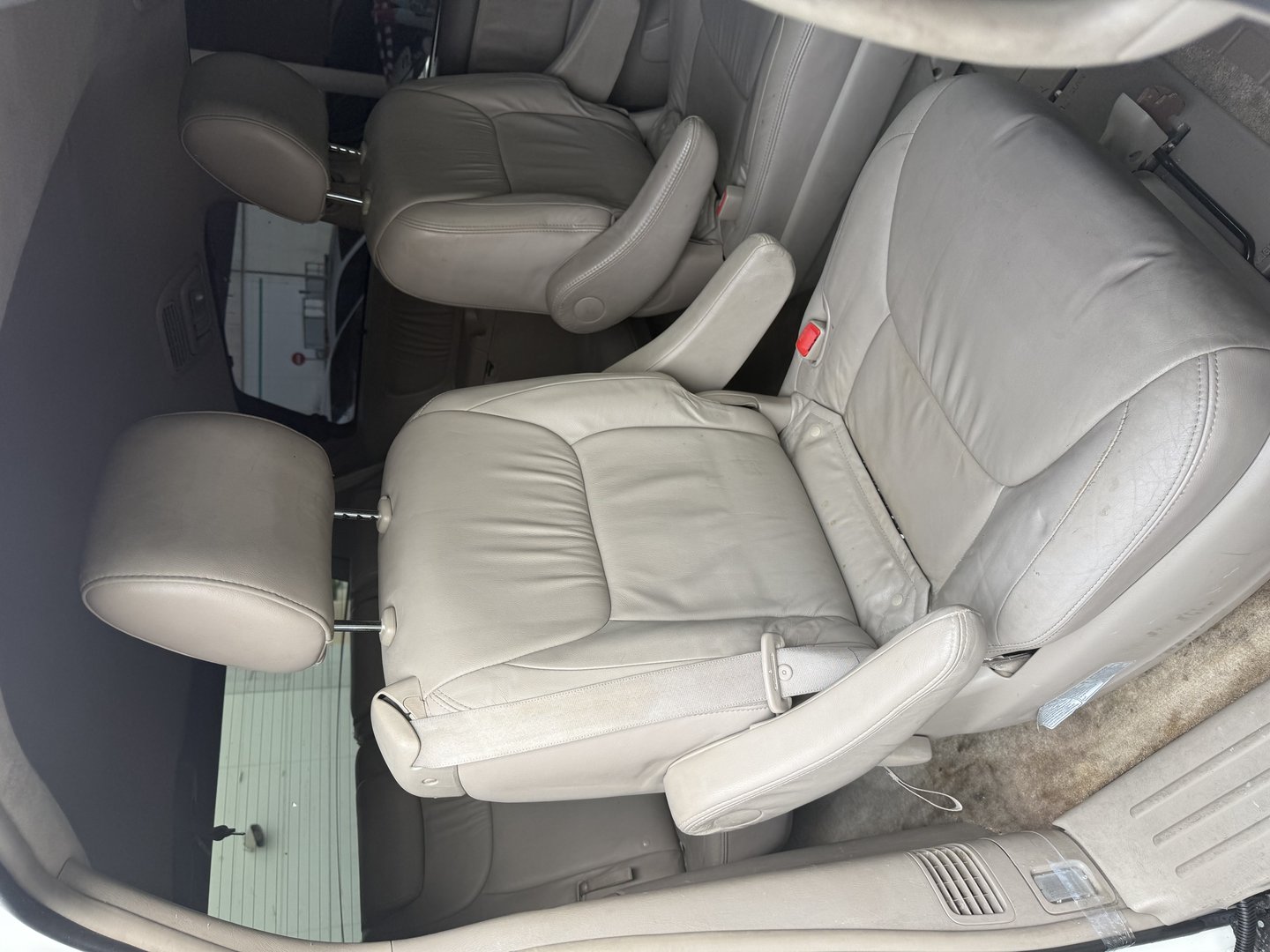 Toyota Sienna 2009 — 7