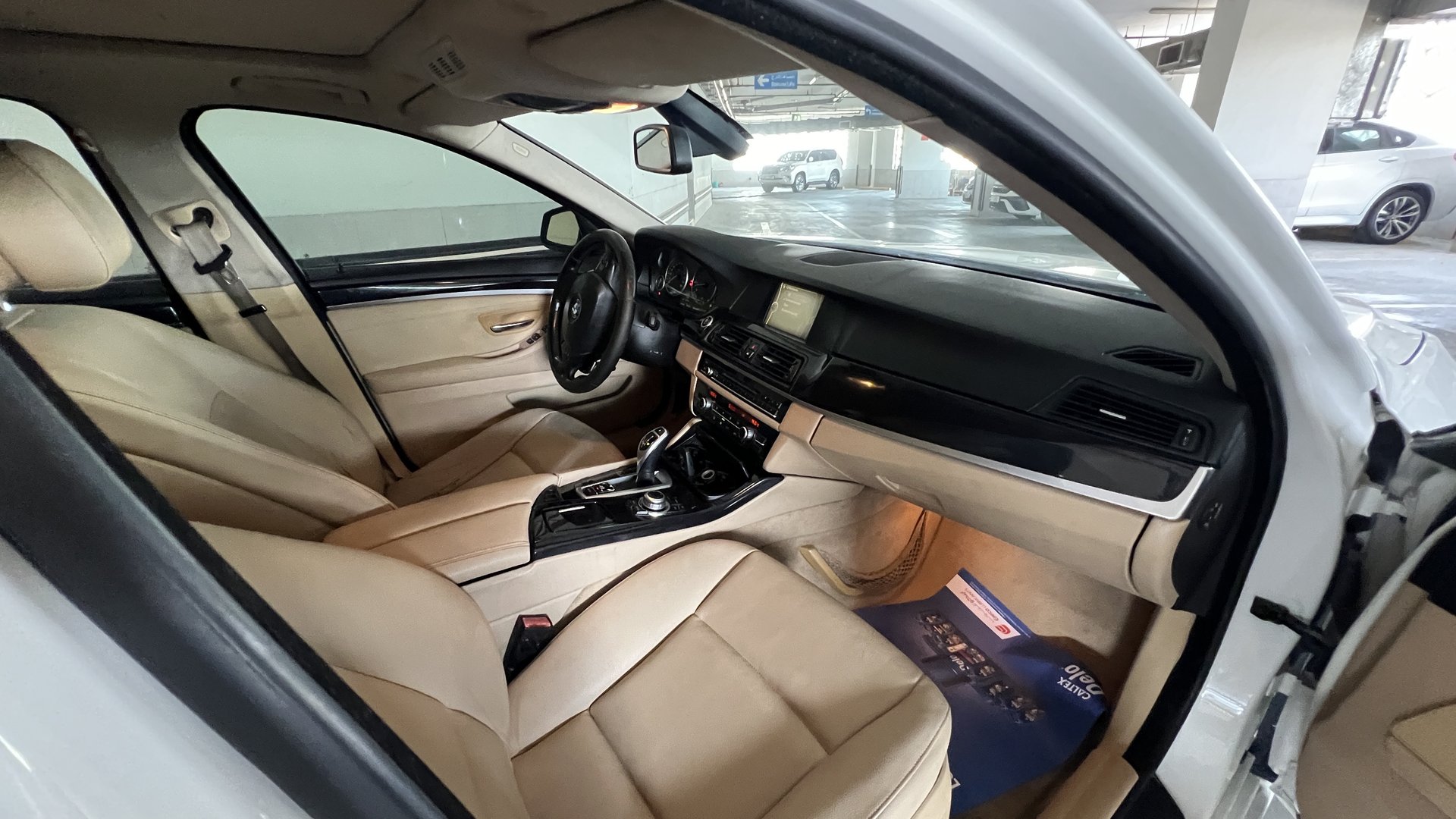 BMW 523i 2011 — 5