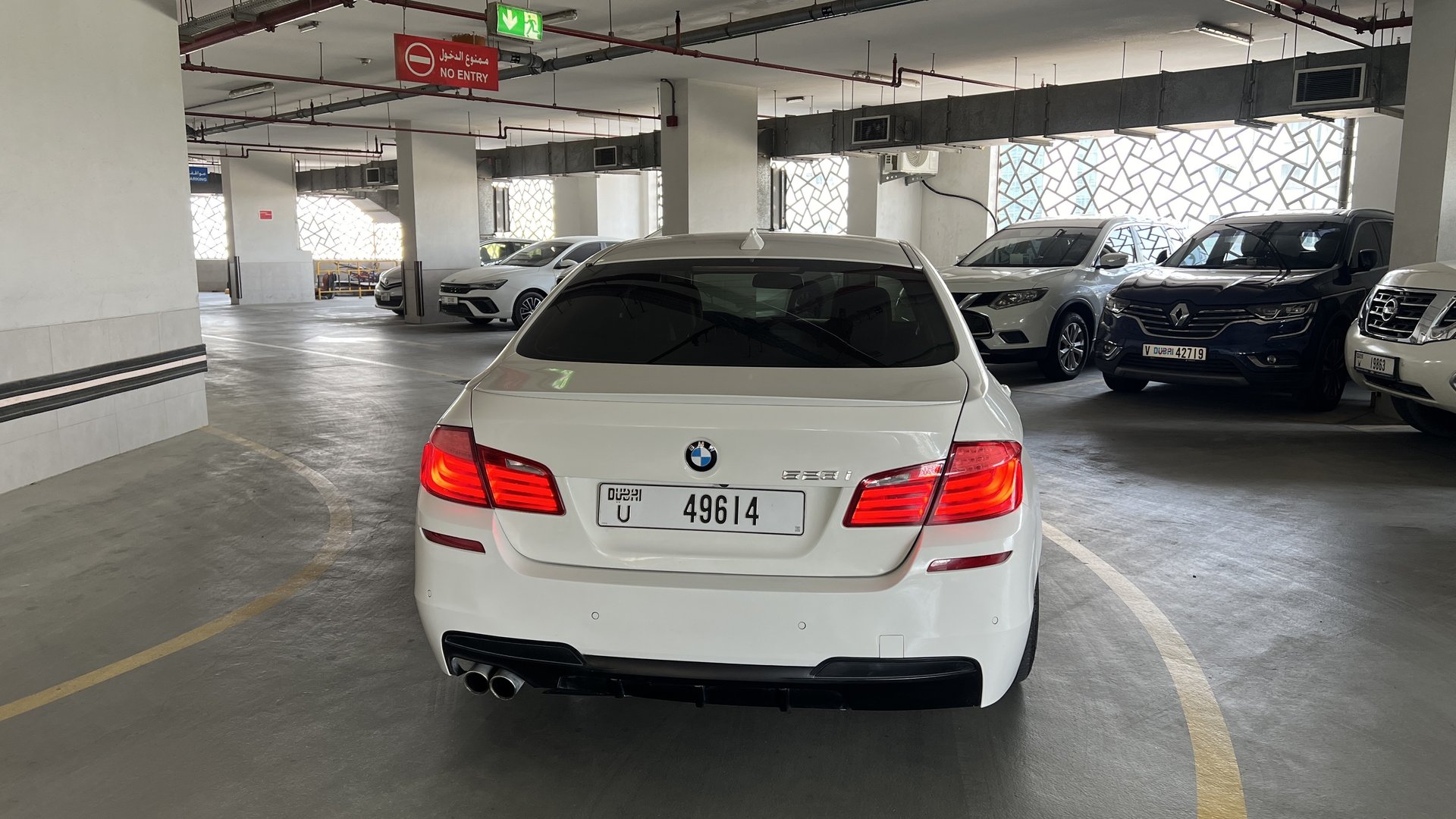 BMW 523i 2011