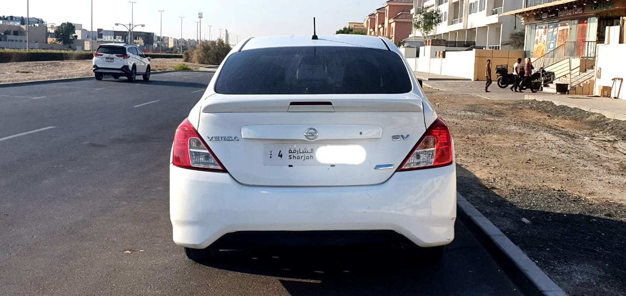 نيسان ویرسا
