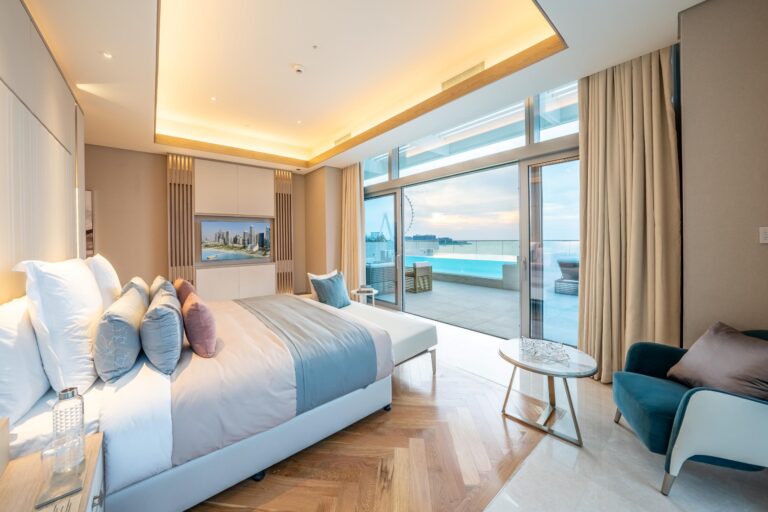 Five Luxe JBR