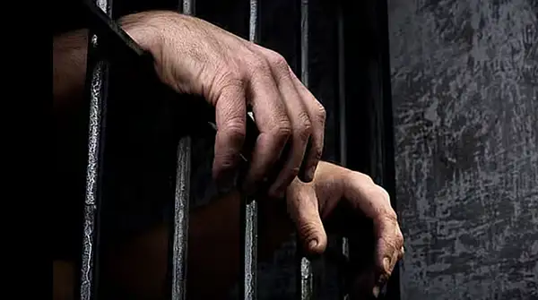 کلاهبرداری بزرگ سرمایه‌گذاری آنلاین در دبی، دو زن به پرداخت ۷۰۰ درهم محکوم شدن