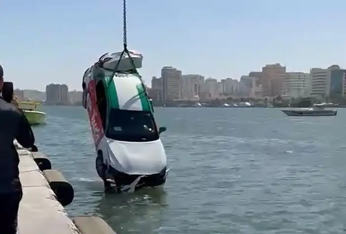 واکنش سریع دفاع مدنی شارجه جان یک راننده را نجات داد