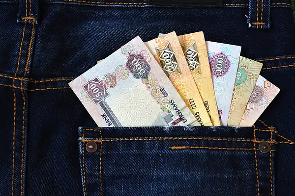 قانون جدید پرداخت حقوق در امارات از اول ژوئن اجرا می‌شود