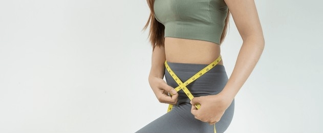 Why have ultra-thin waists alongside extremely prominent lower bodies become a trend in Dubai?