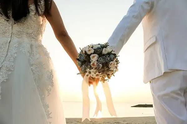 How Non-Muslims Can Get Married in Dubai?