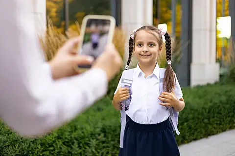 قوانین عکس برداری در مدارس دبی سخت گیرانه تر شد!